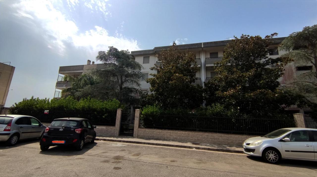 Casa Di Gigi- Comodo Appartamento In Galatina Kültér fotó